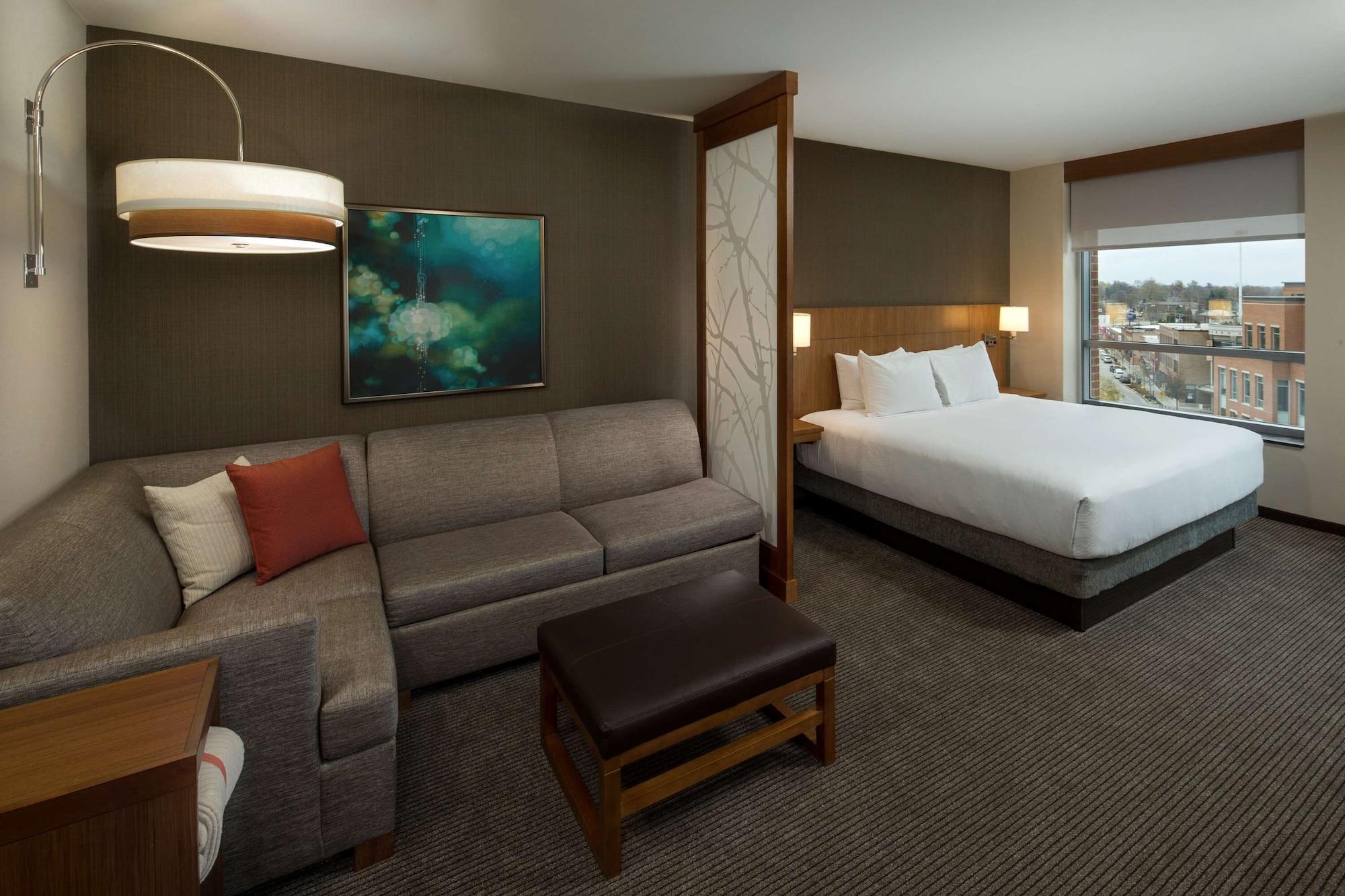 Hyatt Place Bloomington / Normal Exteriör bild